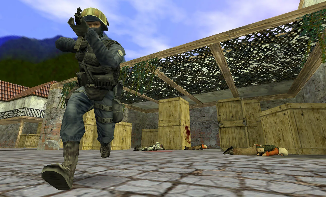 de_inferno — Narrow approaches and banana make utility valuable. Coordinate the entry instead of peeking one at a time.